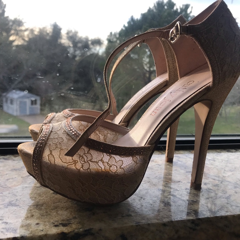 Champagne Lace Heels